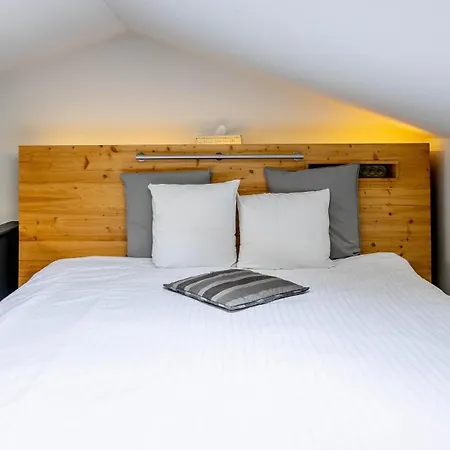 Le Lov't - Avec Jacuzzi Appartement Spontin