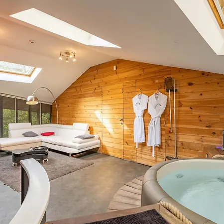 Le Lov't - Avec Jacuzzi