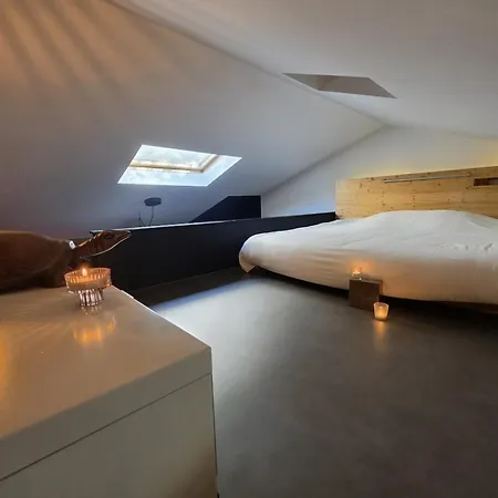 Le Lov't - Avec Jacuzzi Apartment Spontin