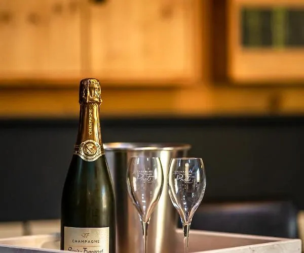 Le Lov't - Avec Jacuzzi Spontin